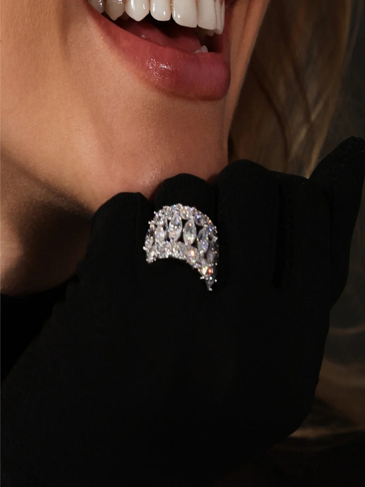 Anel Bright Glam moissanite 8 ct Aro 17