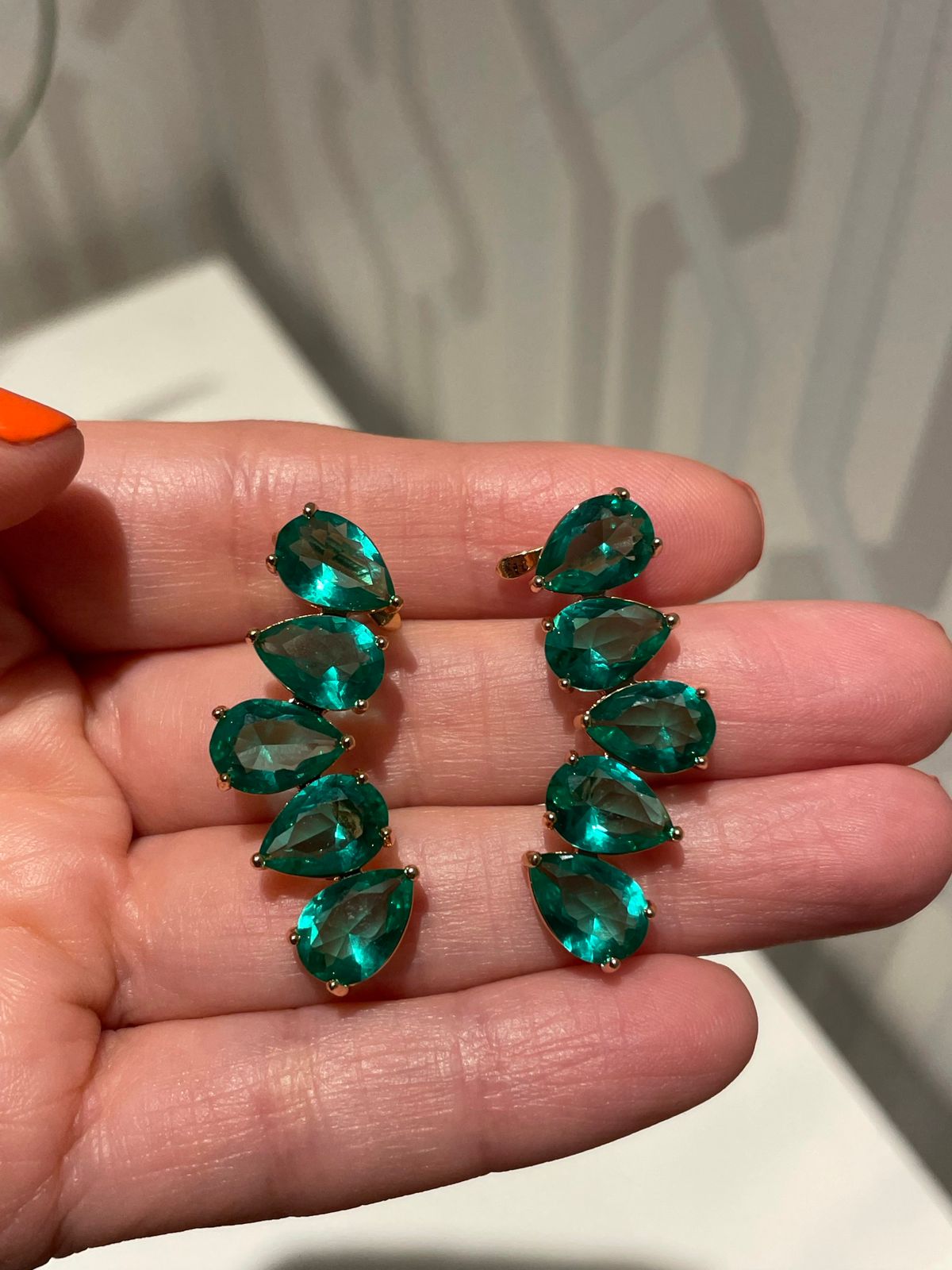 Brinco Ear-Cuff Esmeralda