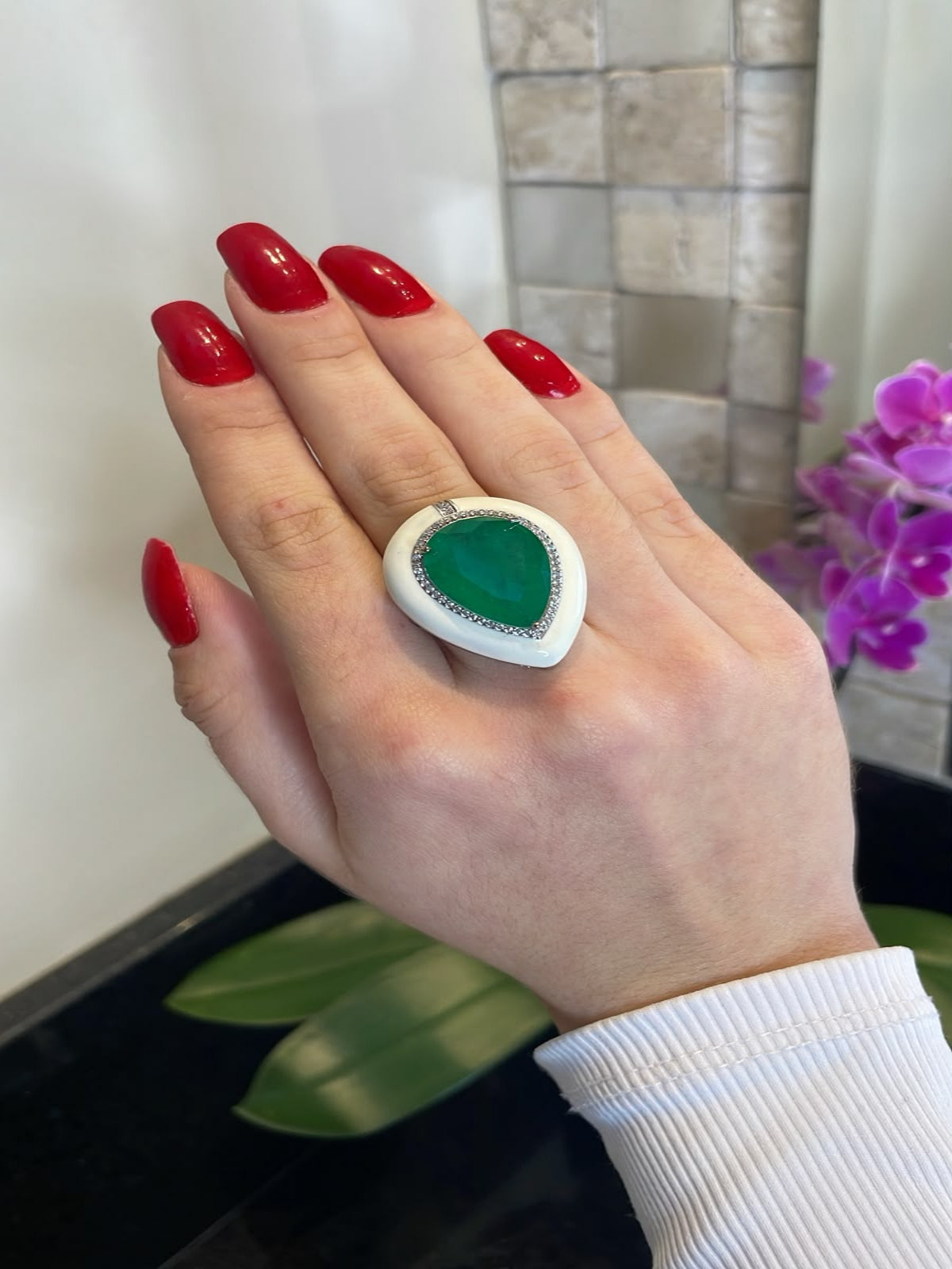 Anel Esmaltado Esmeralda - Aro 15