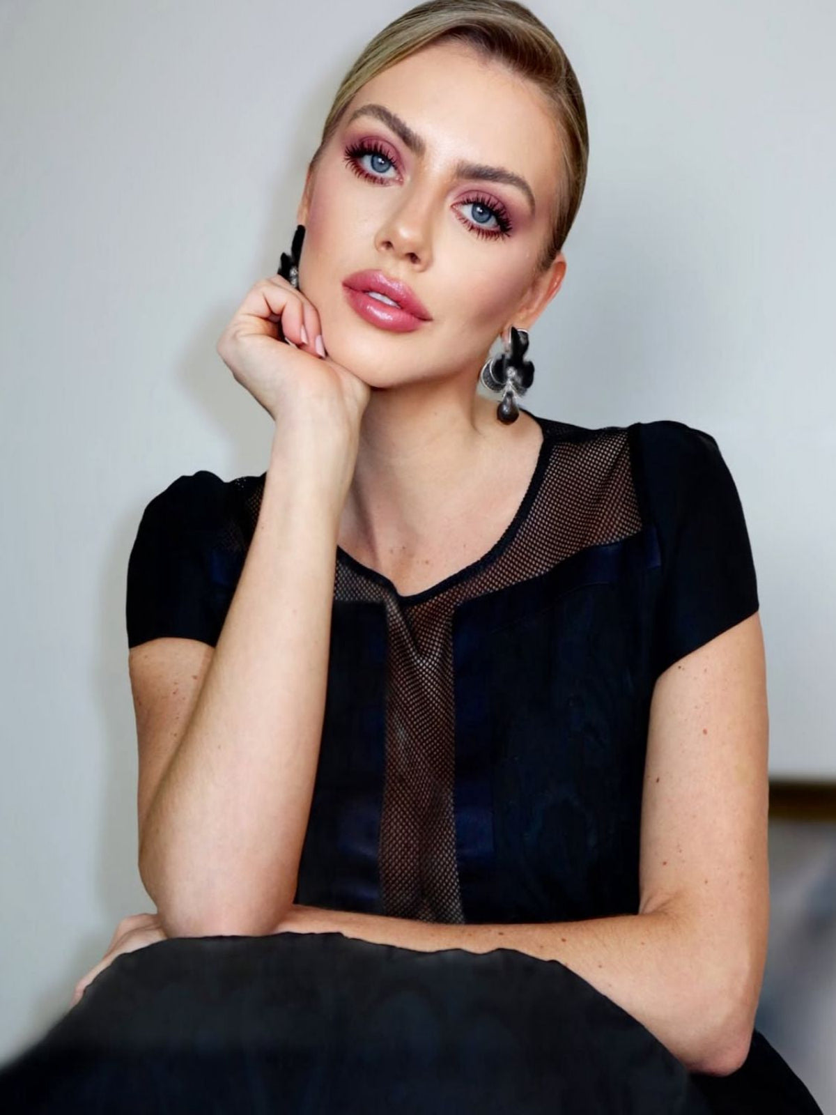 Brinco Orquídea Black Pérola Barroca