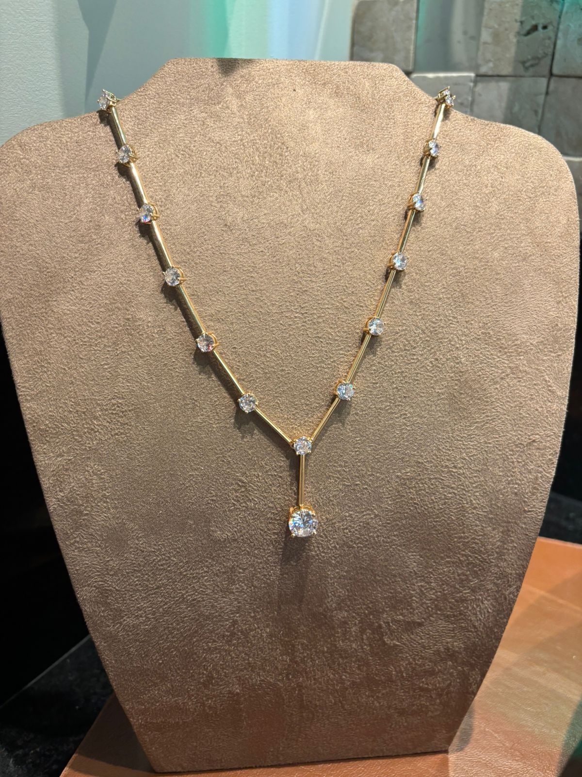 Colar Riveira Elegance