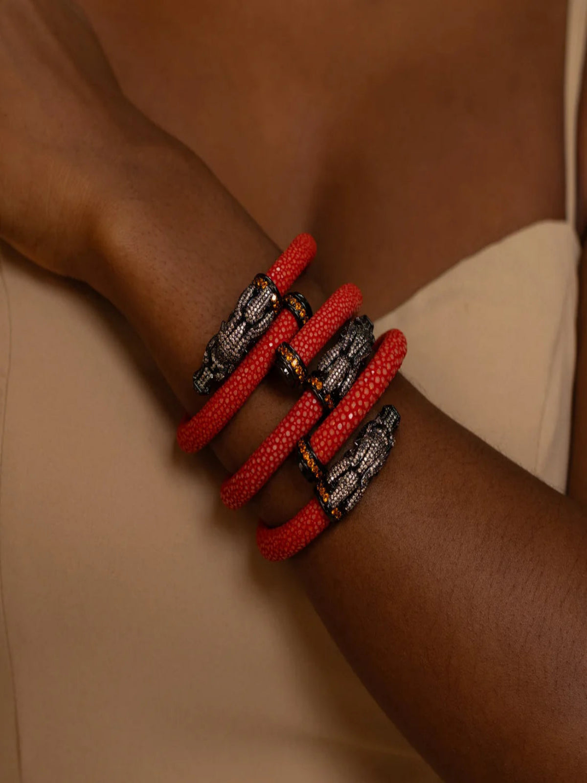 Bracelete Galuchat Cheval Coral