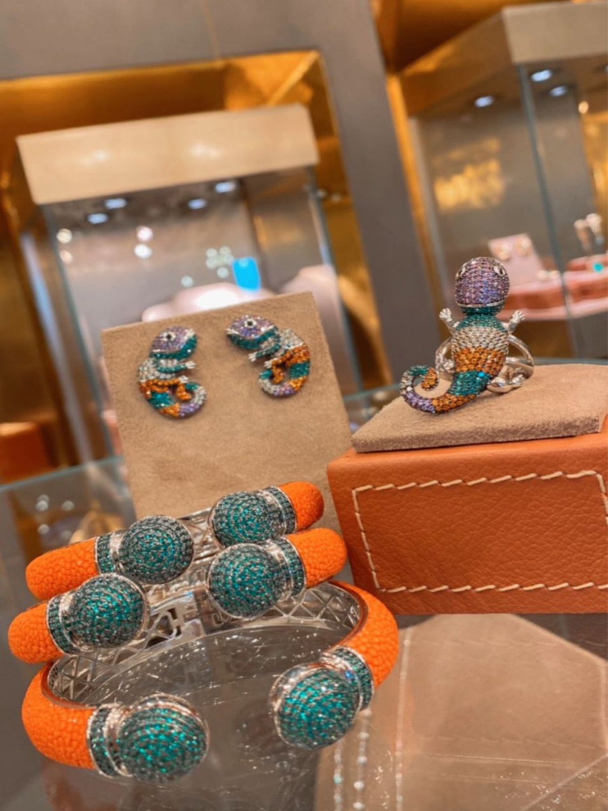 Chameleon Earring