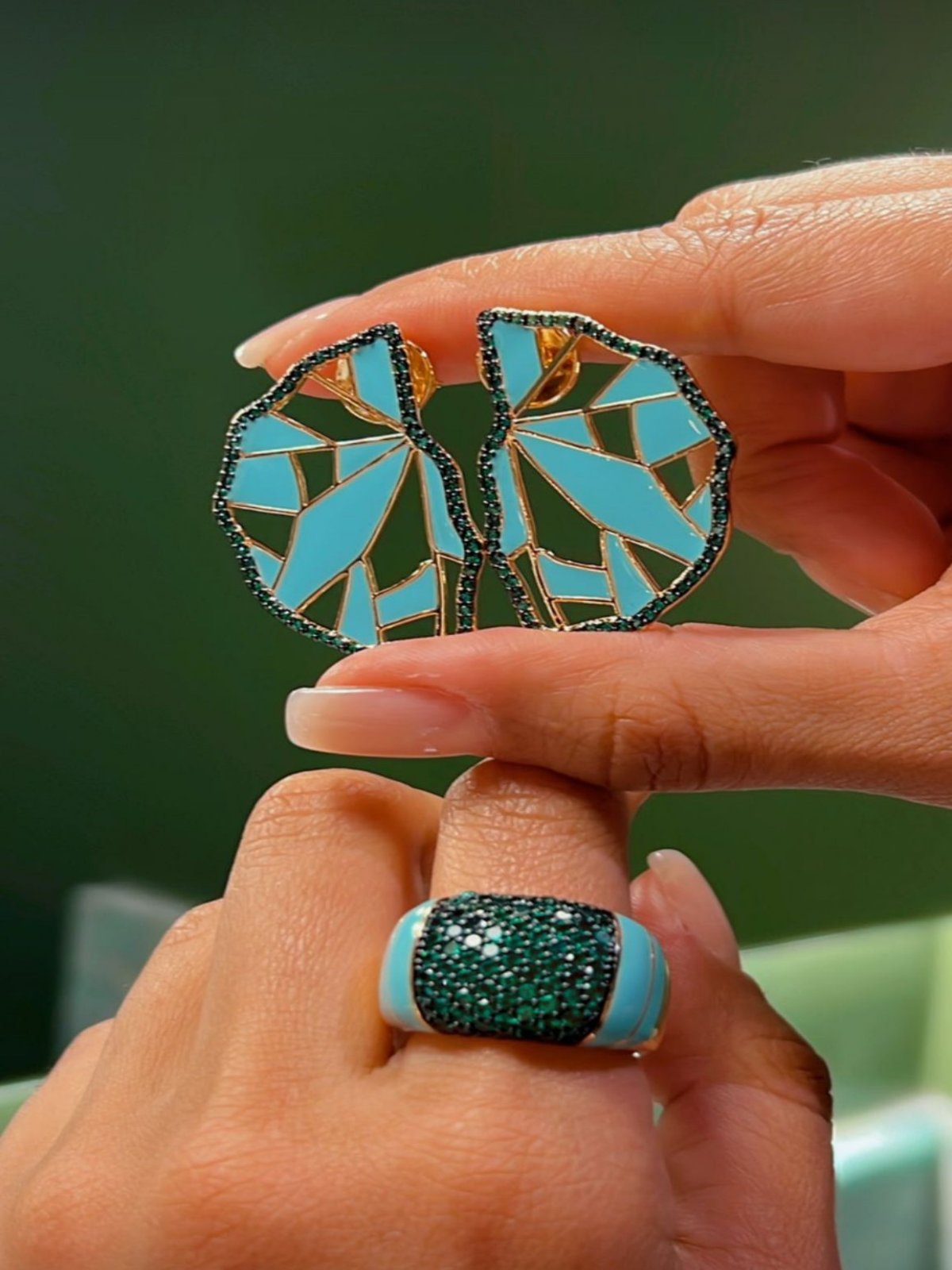 Anel Emerald Ajustável