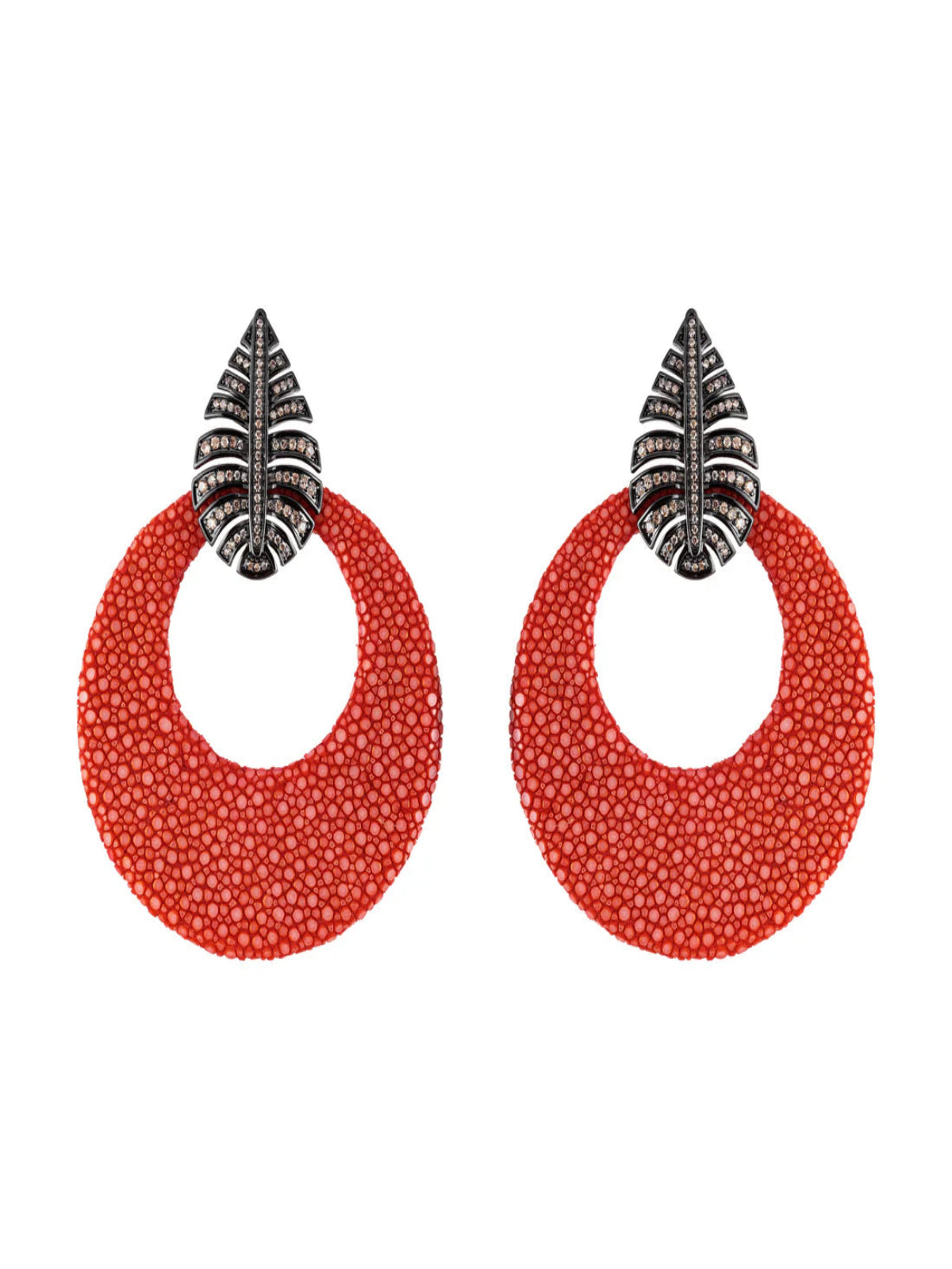 Brinco Galuchat Folha Coral