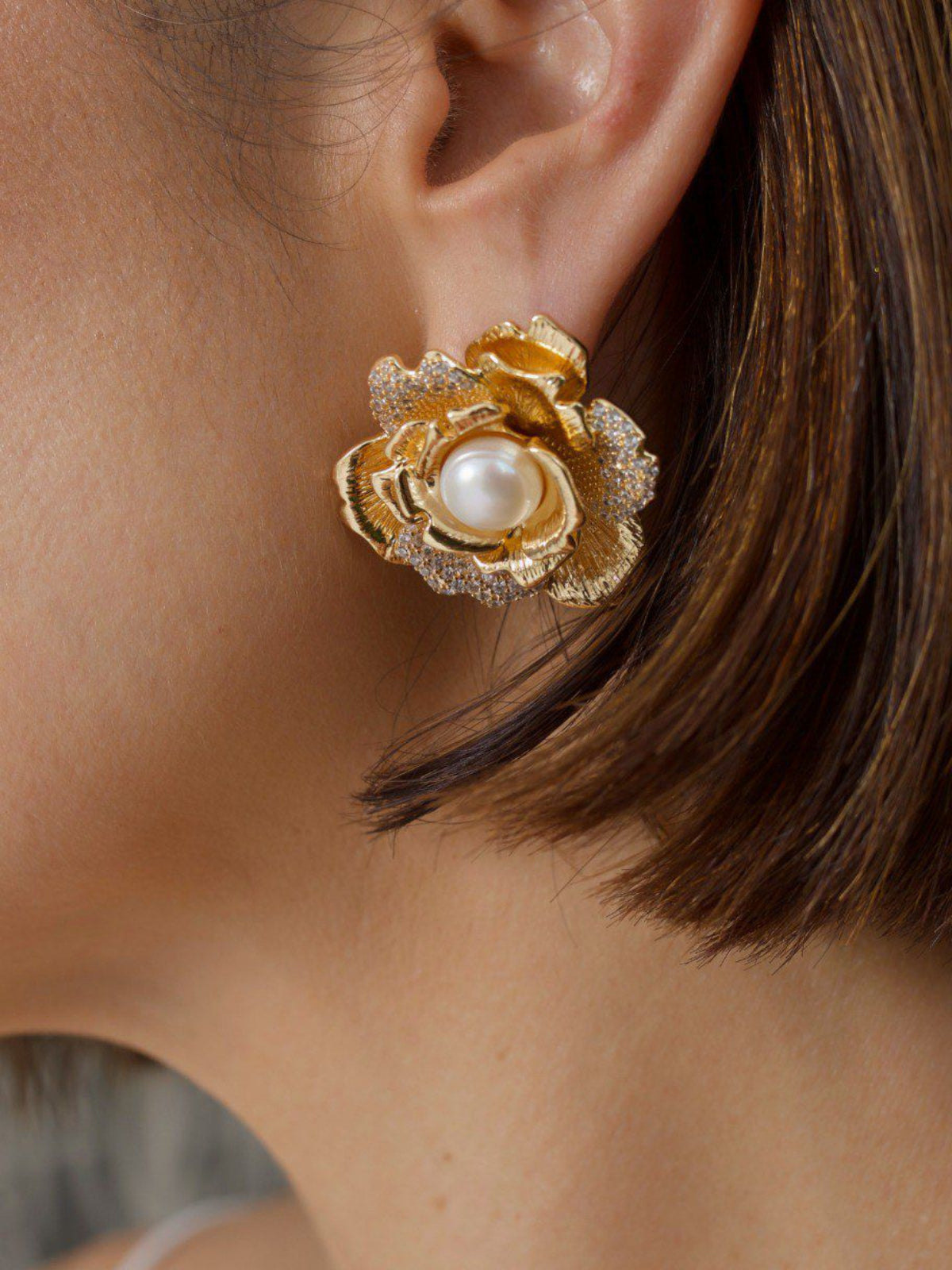 Brinco Flora Dourada