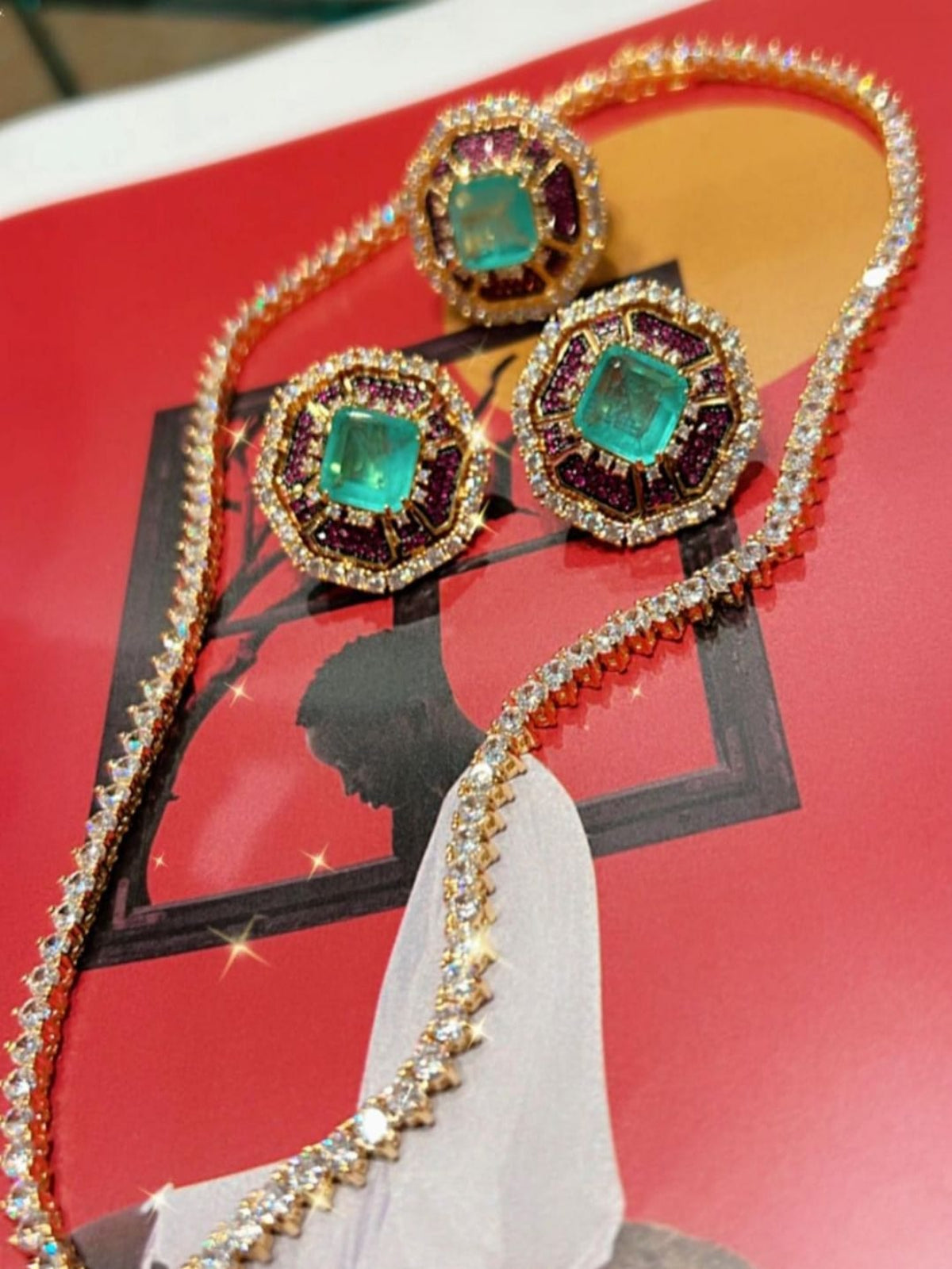 Brinco Aurora Octogonal