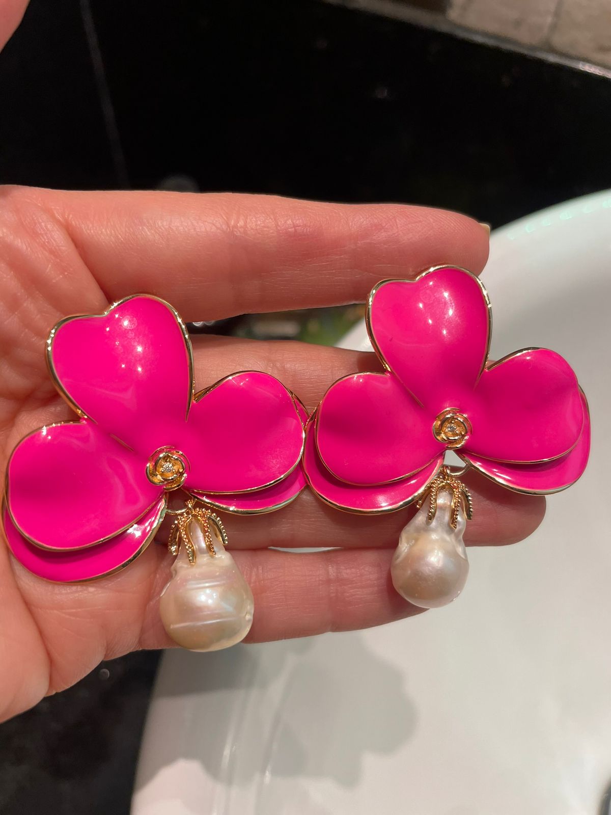 Brinco Orquídea Pink Pérola Barroca